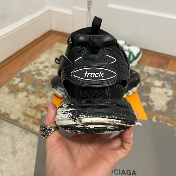 EUC Men’s Size 9 (Euro Sz 42) Balenciaga’s Track 2 Sneakers In Faded Black Color - Picture 15 of 16